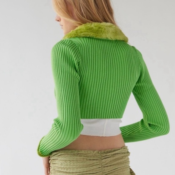 Urban Outfitters Lime Green Cardigan with Faux Fur Trim sz XS TP - Picture 2 of 10